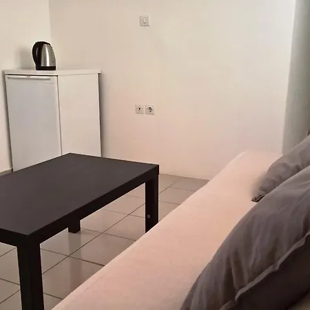 Lillis * Triovászalosz