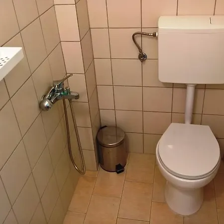 Lillis * Triovászalosz