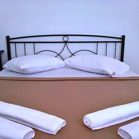 Vendégház Lillis Triovászalosz